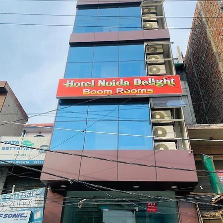 Hotel Noida Delight Esterno foto